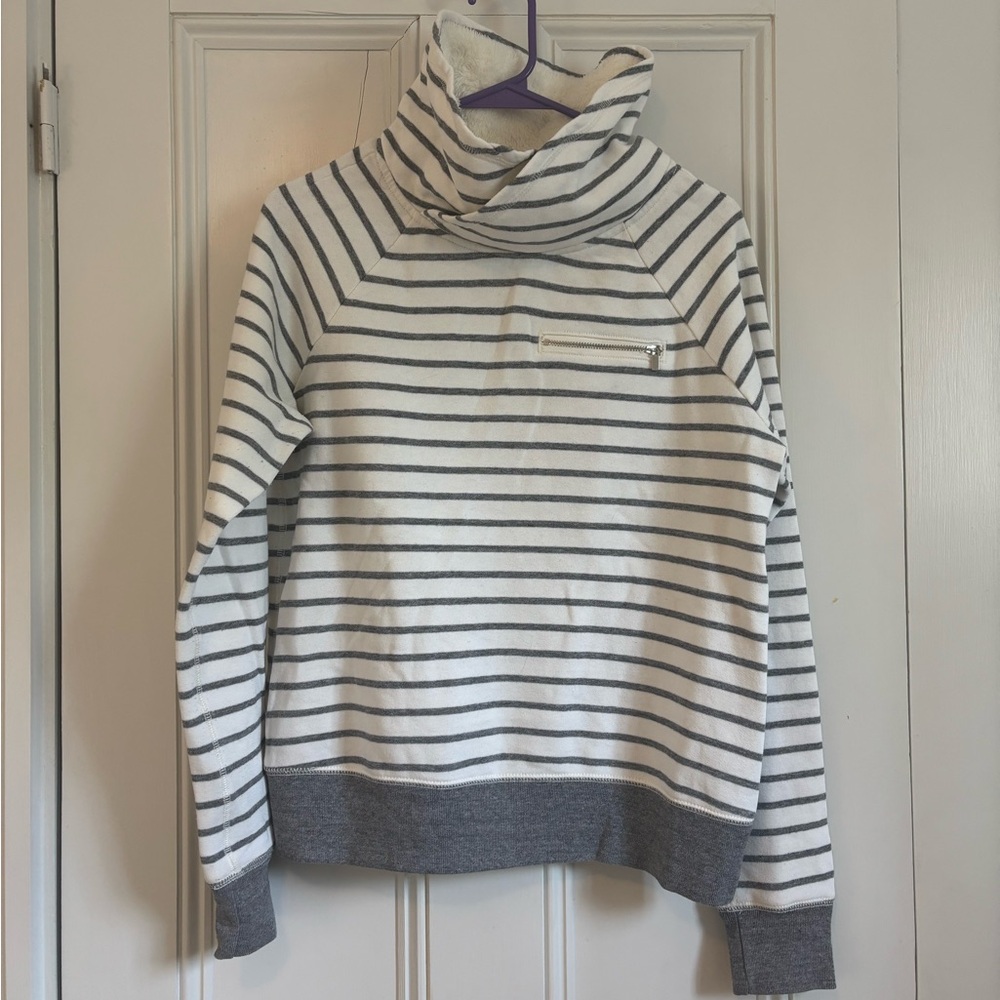 Abercrombie & Fitch White and Gray Striped Funnel Turtleneck Sweater
